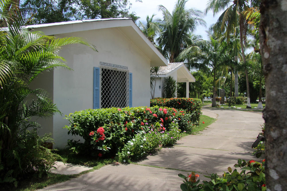 Villas Palmas Del Mar Puntarenas Exterior photo
